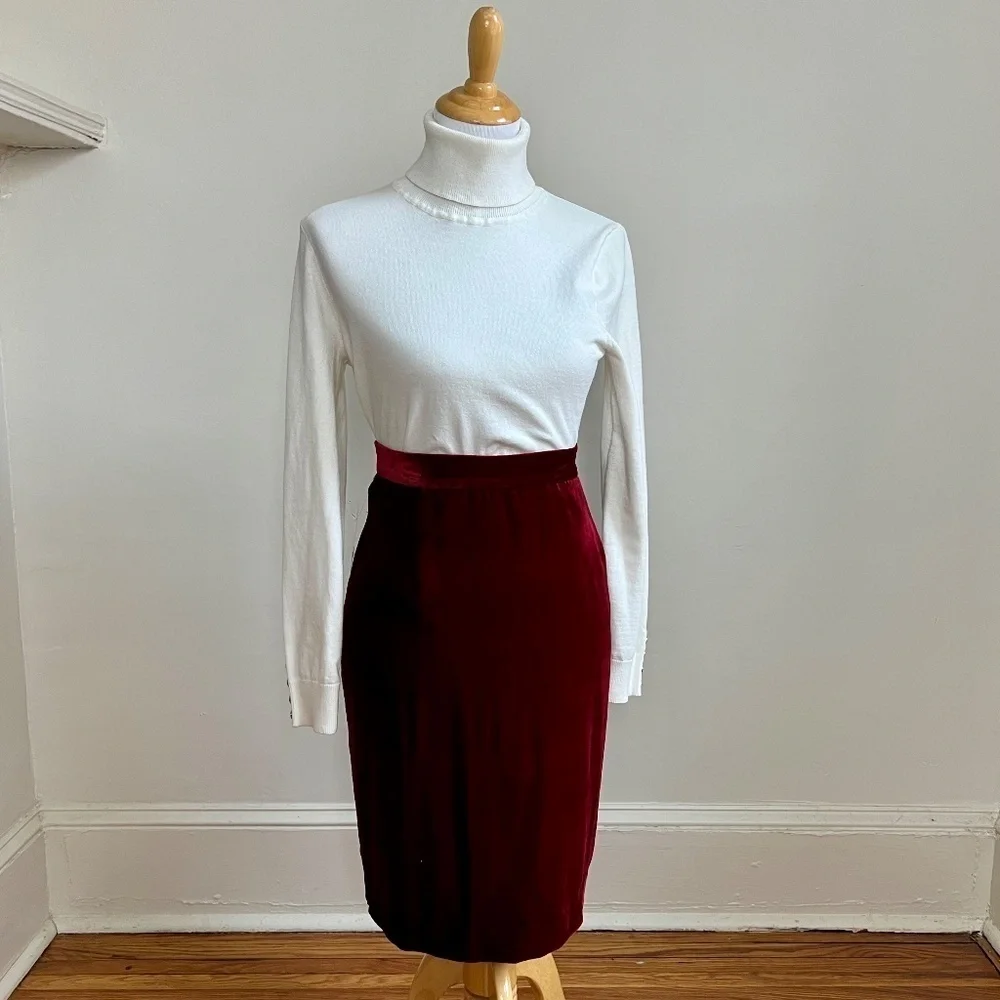 Vintage NWT Elisabeth Silk Velvet Crimson Red Velour Pencil High Waist Skirt 18P